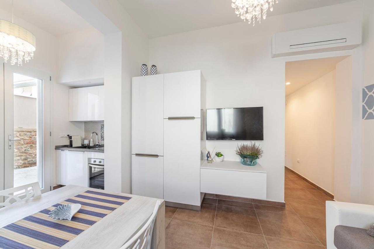 Prima Dell'Elba Family Apartments Пьомбино Экстерьер фото