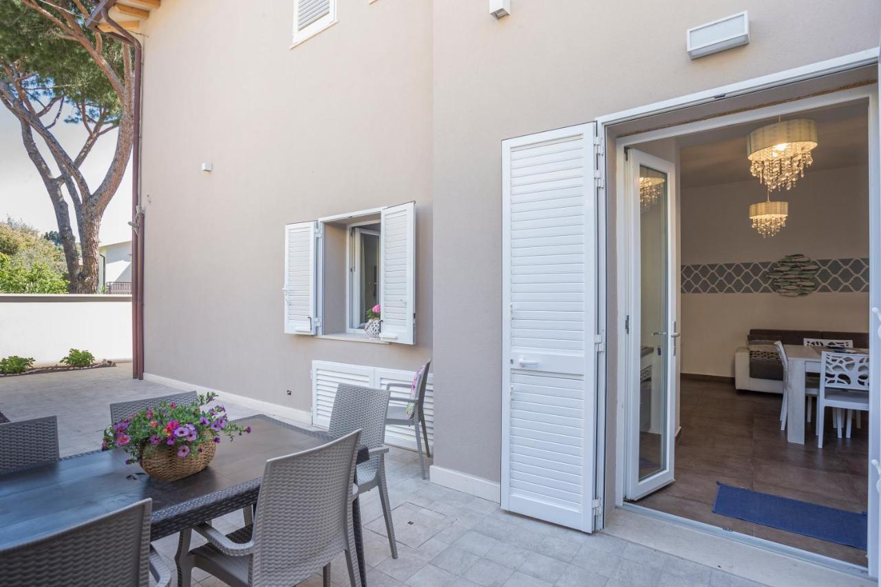 Prima Dell'Elba Family Apartments Пьомбино Экстерьер фото